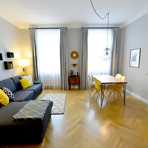 Exclusive & Equipped, 10 Min From The Centre Apartamento