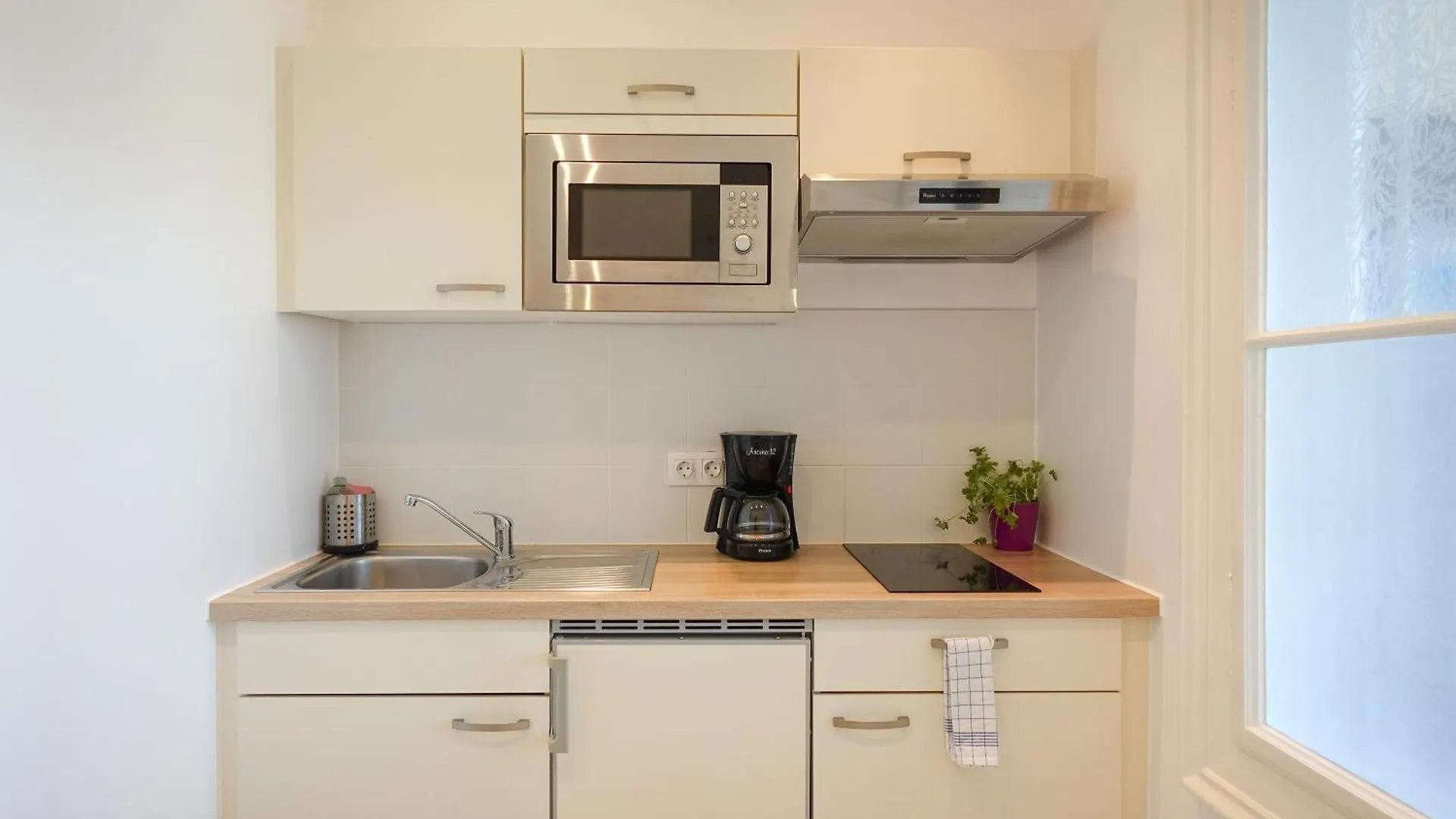 וינה Appartements Che