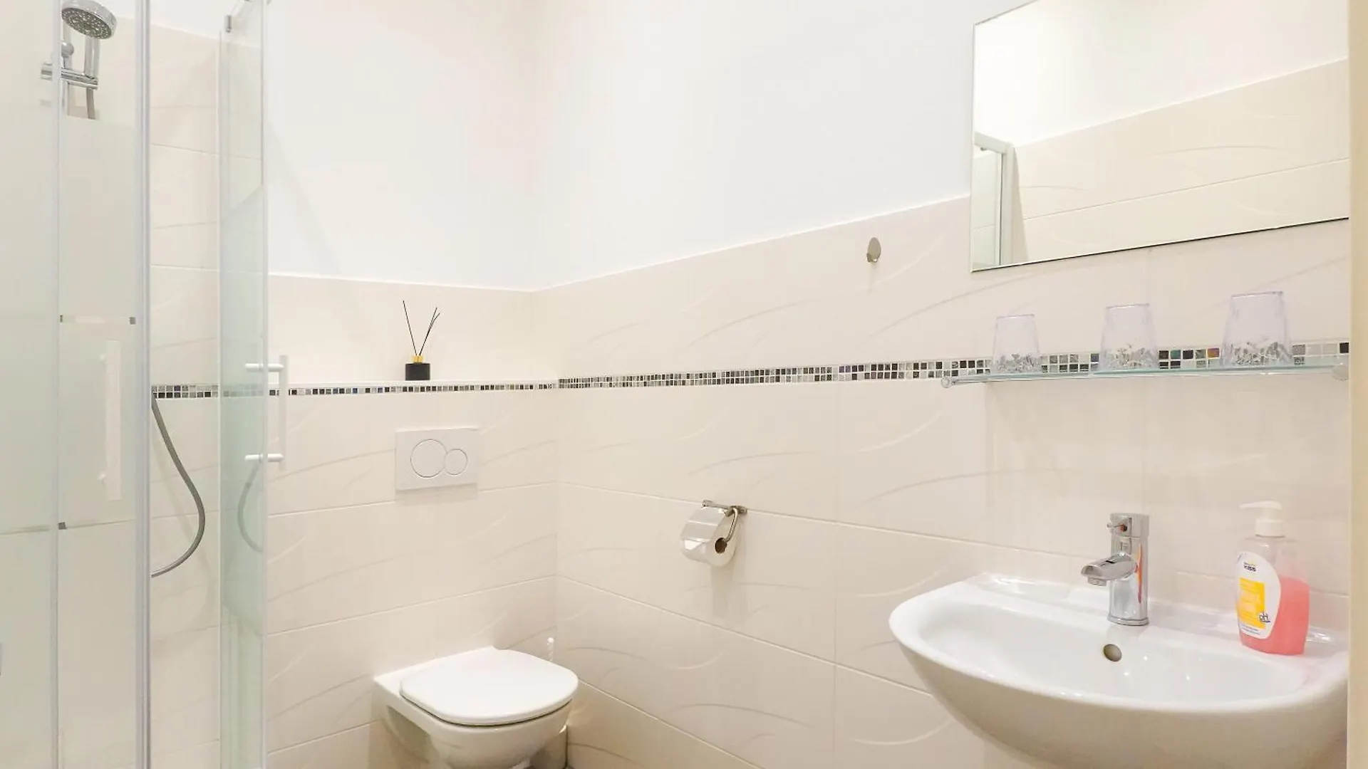 וינה Appartements Che