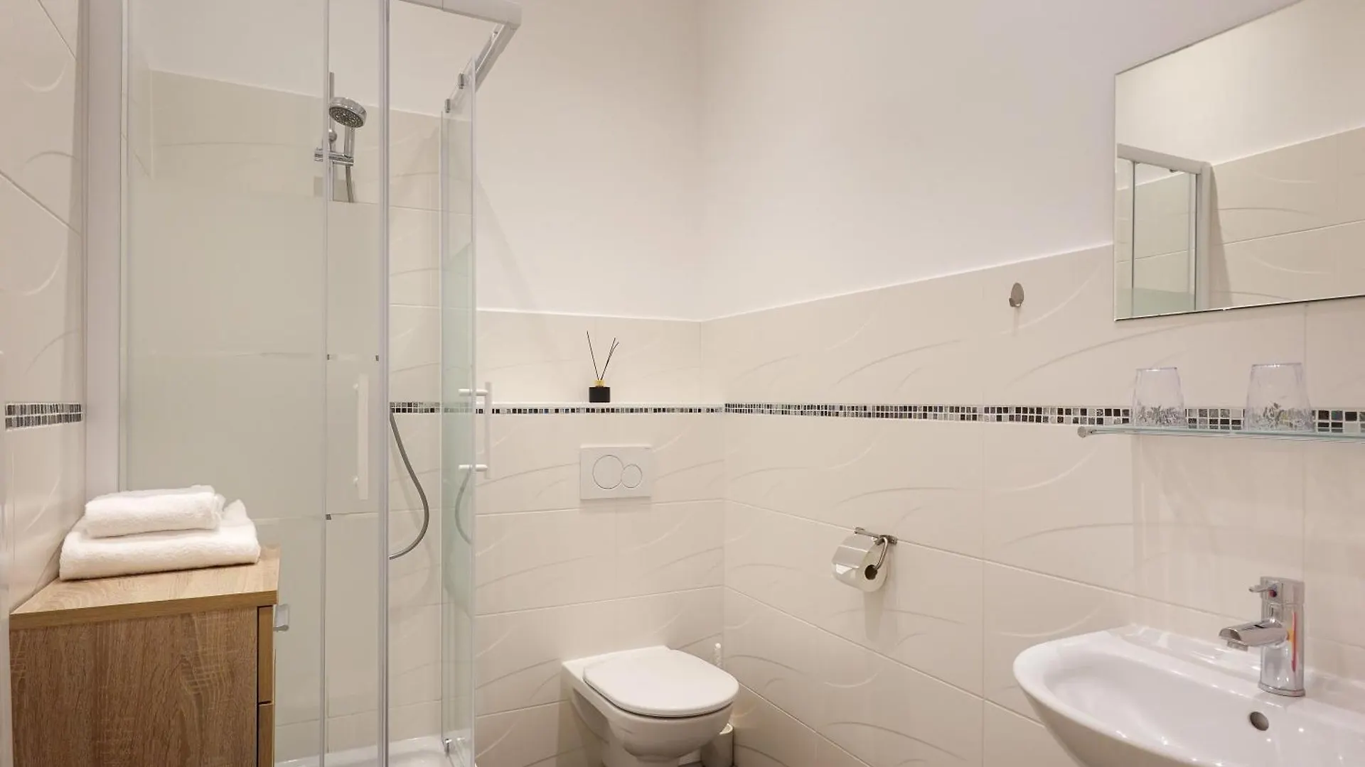 וינה Appartements Che