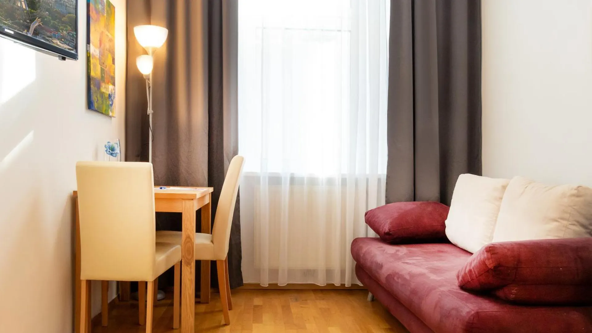 וינה Appartements Che